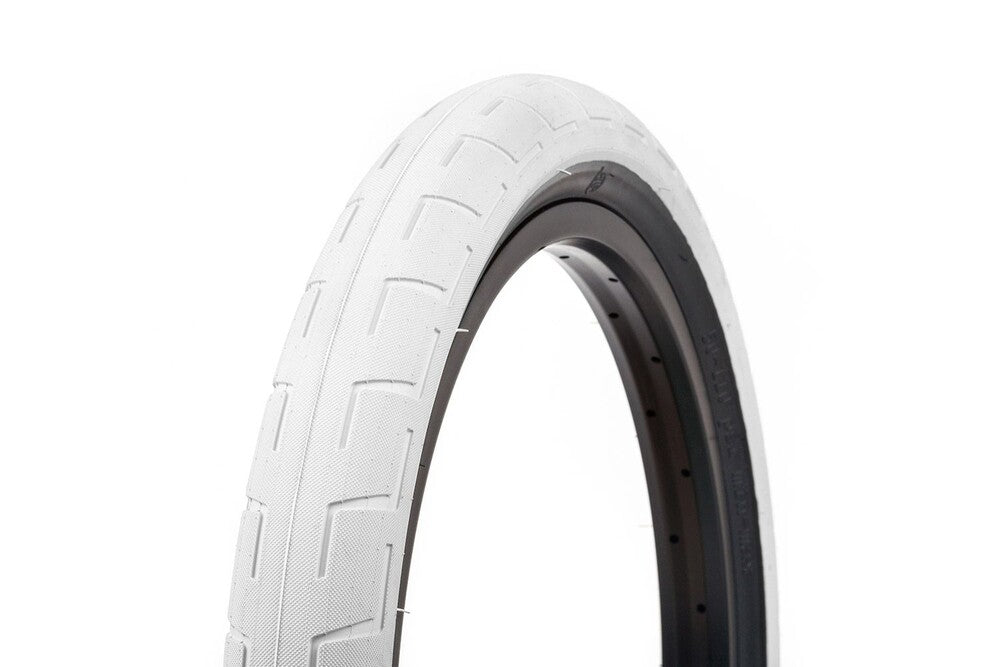 BSD DonnaSTREET Tire