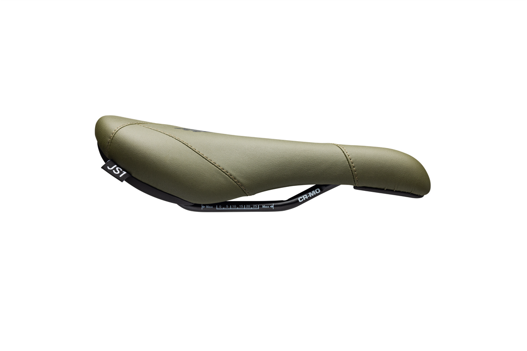 Title JS1 Saddle