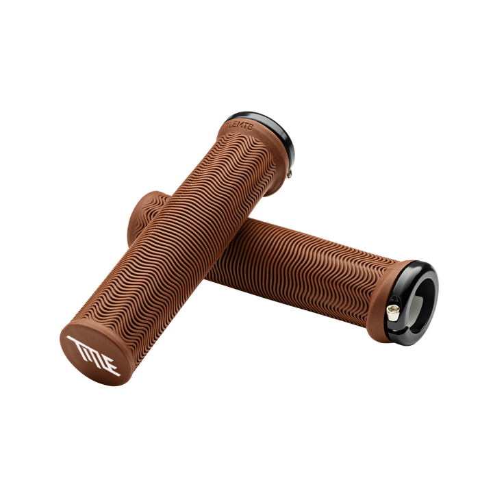 Title LO1 Grips