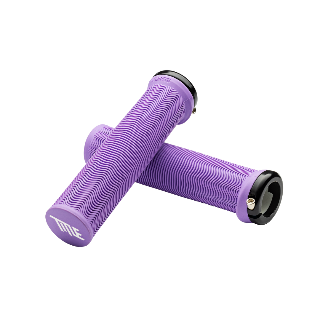 Title LO1 Grips
