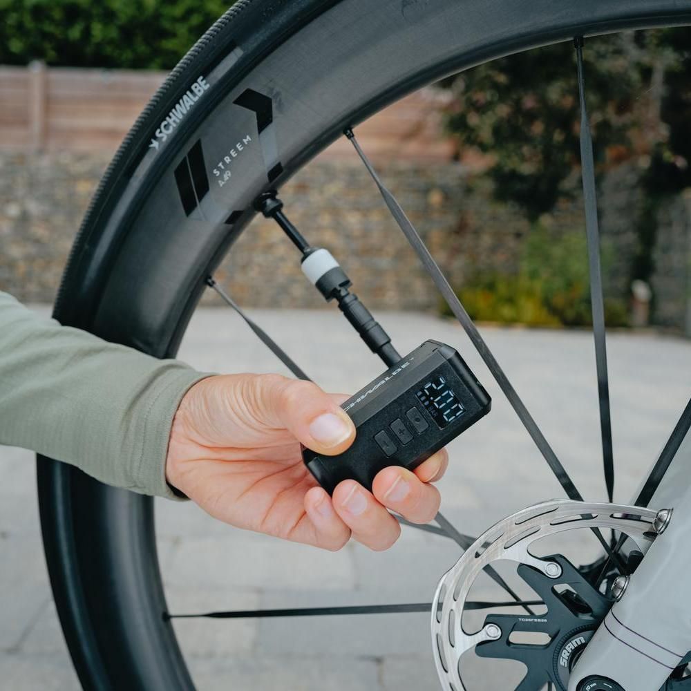Schwalbe E-Micro Electric Mini Pump