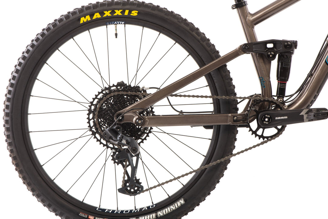 Chromag Minor Threat V2 Bike