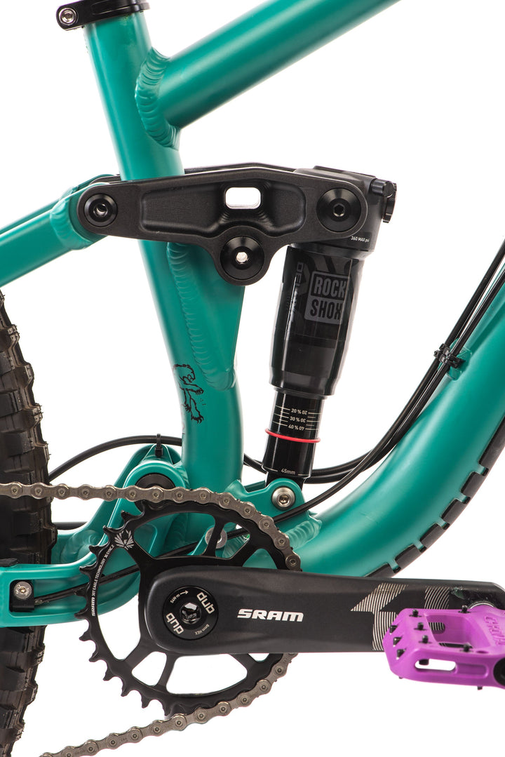 Chromag Minor Threat V2 Bike